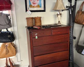 Vintage chest of drawers 