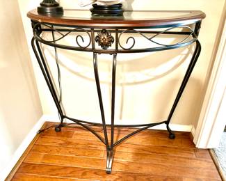 Half moon metal base table