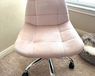 Pink swivel chair