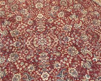 Round rug - 7 feet 10 inches