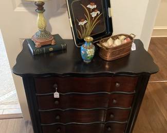 5-drawer chest