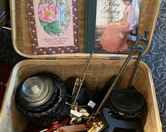 Wooden risers and picture stands