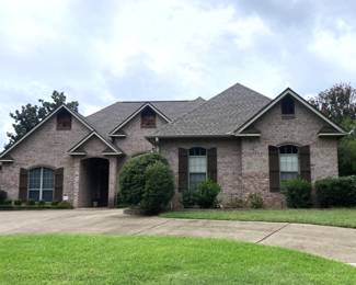 This lovely Glen Abby Lane home is for sale and listed by Jennifer Paul. There are many great selections waiting for you.