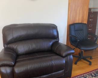 Estate Sales By Olga in Martinsville, NJ