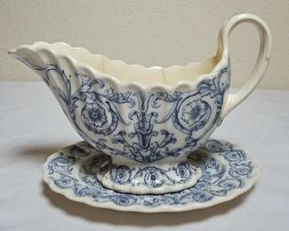 WT Copeland Sons Gravy Bowl and Saucer 2 pcs