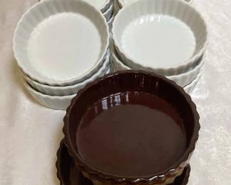 White and Brown Ramekins 14 pcs