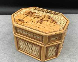 Bahamas reed and straw box