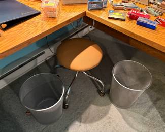VINTAGE MCM ROLLING STOOL 