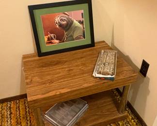 MCM END TABLE 