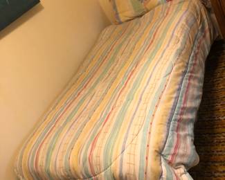 TWIN BEDS 