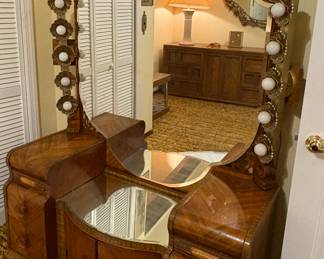 ART DECO DRESSER 