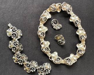 George Jensen USA sterling silver suite (necklace, bracelet and earrings) designed by Alphonse LaPaglia