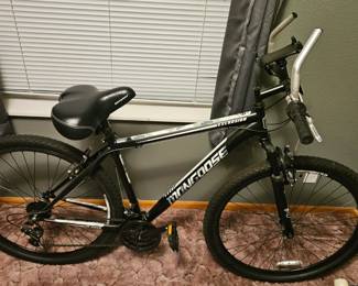 Mongoose Excursion Mountain Bike 21-speed 29 inch wheels