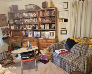KID'S BEDROOM BOOKCASE WITH DESK AND DRESSER UNIT