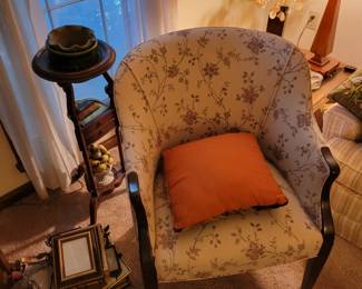 ANTIQUE AND VINTAGE CHAIRS OF MANY STYLES