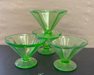 Vintage uranium glass sherbert 