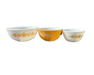 Vintage Pyrex Butterfly Gold mixing bowls 