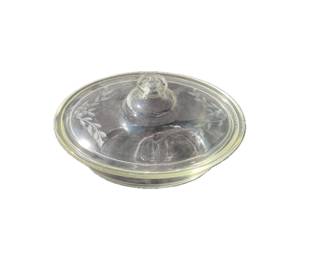 Vintage Pyrex oval with etched lid 