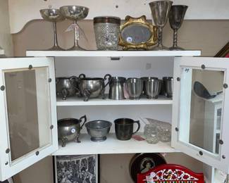 Vtg White wood shelf with glass doors 