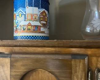Christmas Tin - $5