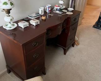 Dressing Table - $200