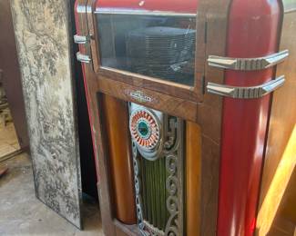1936 Wurlitzer juke box