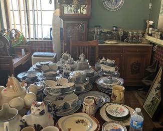Large collections of horse carriage themed patterns