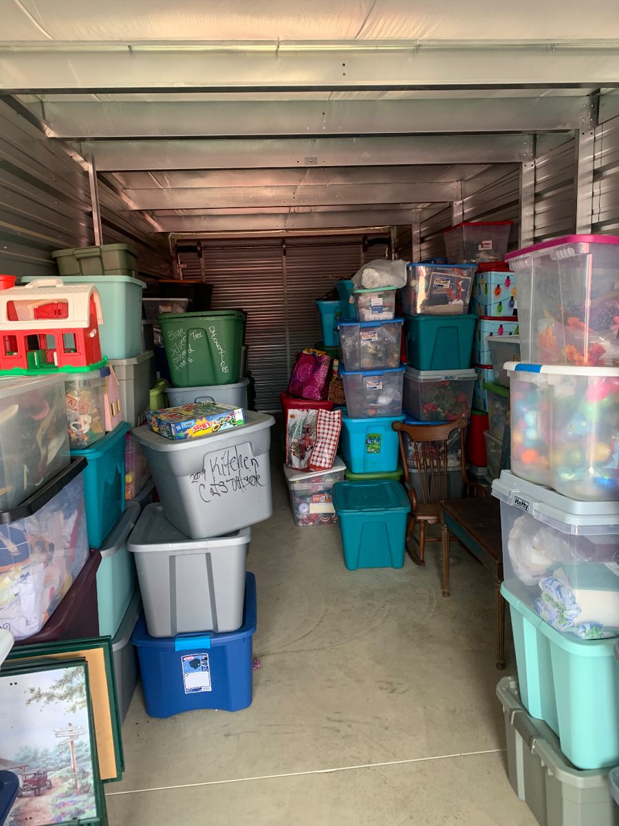 1 storage unit with 172 totes of items sorted by holiday.  Some great vintage Christmas, Halloween, Primitives and like new household items were located in a few of the totes we looked through. 