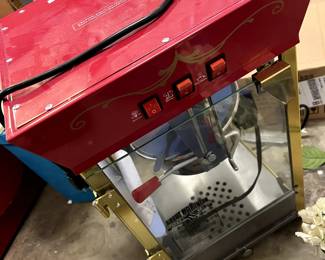 Popcorn machine 