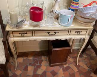 side table, serving table, or entry table  etc.