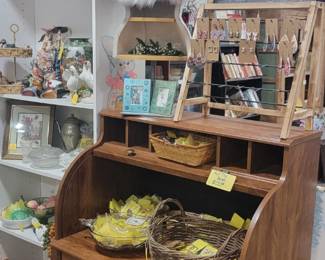 Will be bringing  this roll tap desk solid wood
( desk can be seen in 3rd Ave antique at this time and available at Estate Sale location on Friday)