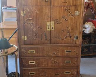 Drexal Heritage chinoiserie Cabinet 
