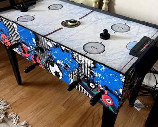 Air Hockey Table