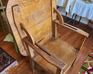 arts and crafts convertible chair.