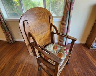 Antique table chair