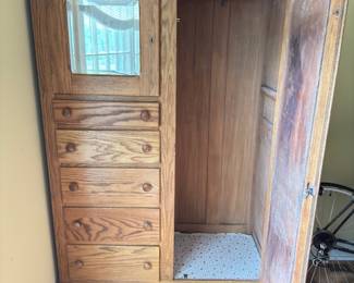 Oak wardrobe 