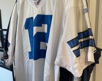 Sports jerseys