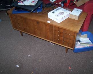 RETRO CEDAR CHEST
