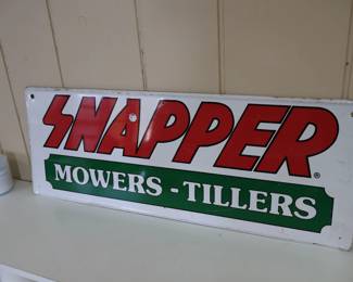 Metal Snapper sign