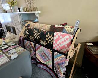 VINTAGE HANDMADE QUILTS - GRACE EZ3 QUILT FRAME