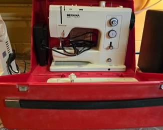 BERNINA RECORD SEWING MACHINE