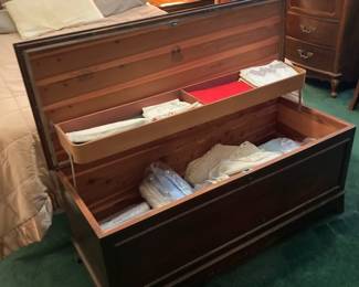 Lane cedar chest