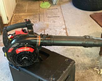 leaf blower