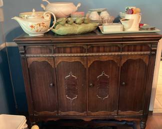1920-30's china hutch