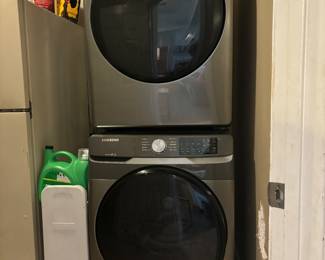 Stackable washer and dryer