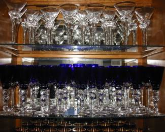 Exquisite wine and bar ware