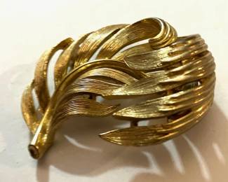 Signed Gold Tone Pin
