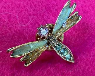 Sparking BUG LAPEL PIN
