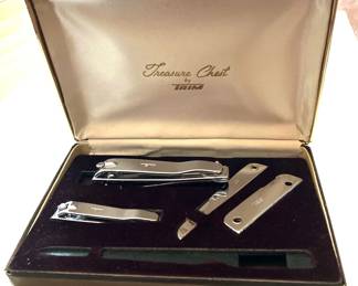 "Trim" Manicure Set
