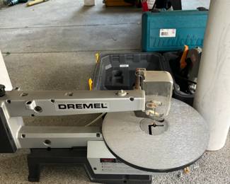 Table top scroll saw